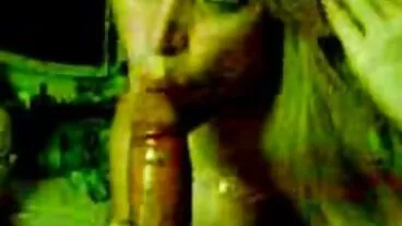 চর্মসার: পীনস্তনী উপপত্নী সাভানা বন্ড অশ্লীল চুদা চদি রচনা এইচডি